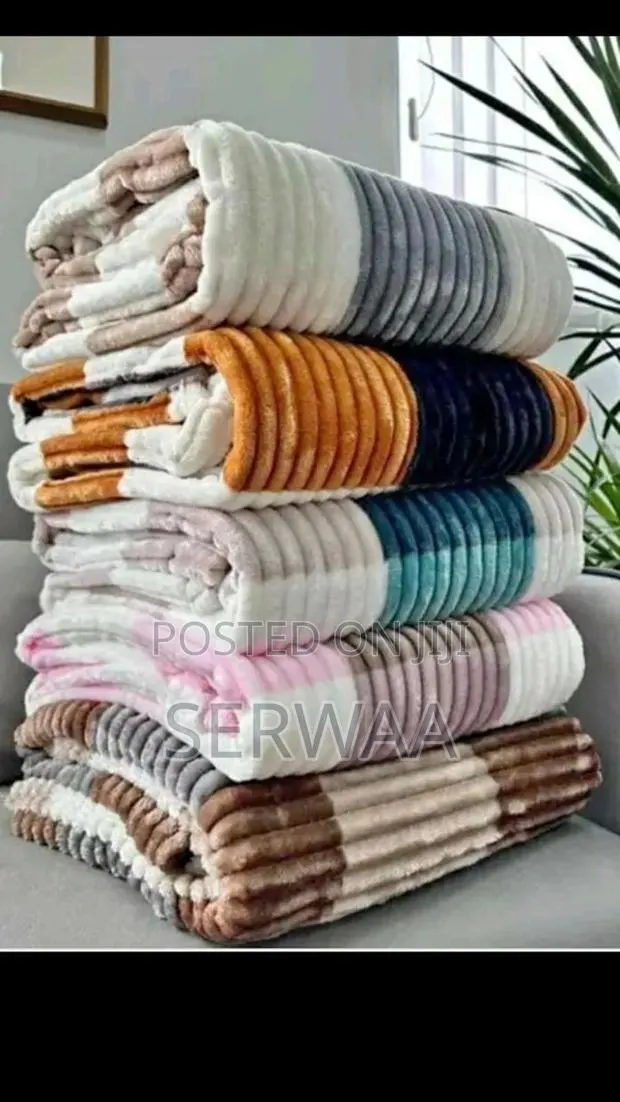 Throw Blanket · Photo 1