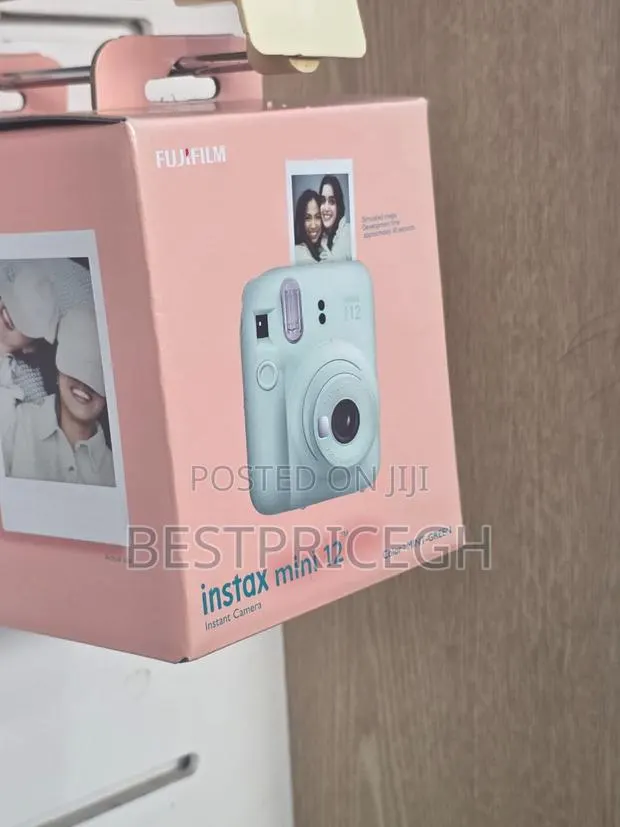 Fujifilm Instax Mini 12 Instant Film Camera · Photo 5