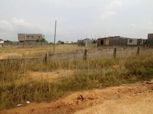 Classic One Plot - Appolonia · Photo 1