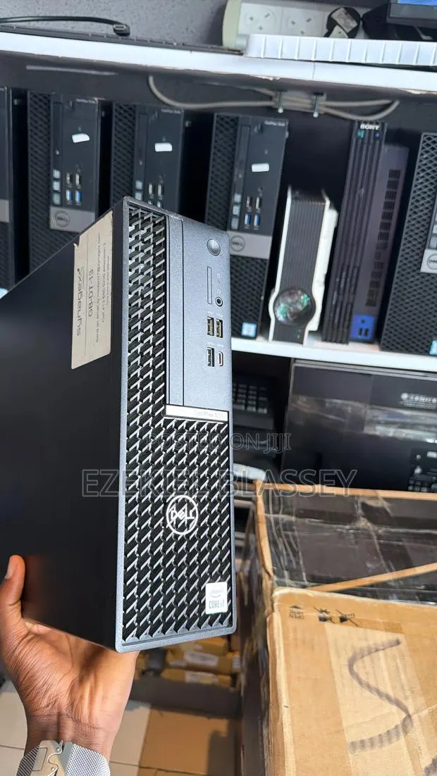 Desktop Computer Dell Optiplex 5060 8GB Intel Core i7 SSD 256GB · Photo 1