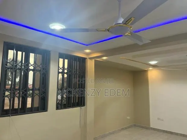 Furnished 8bdrm House in Tema Metropolitan for sale · Photo 1