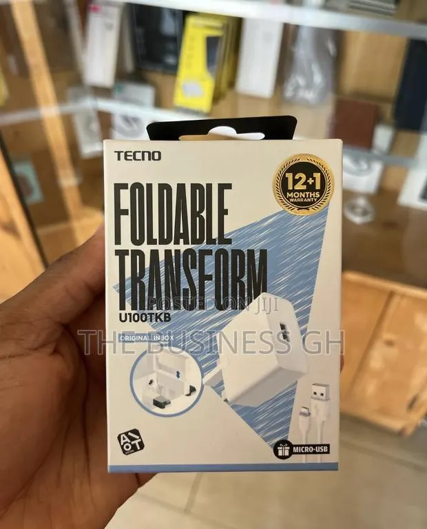 Tecno Foldable Adapter With Micro-USB · Photo 1