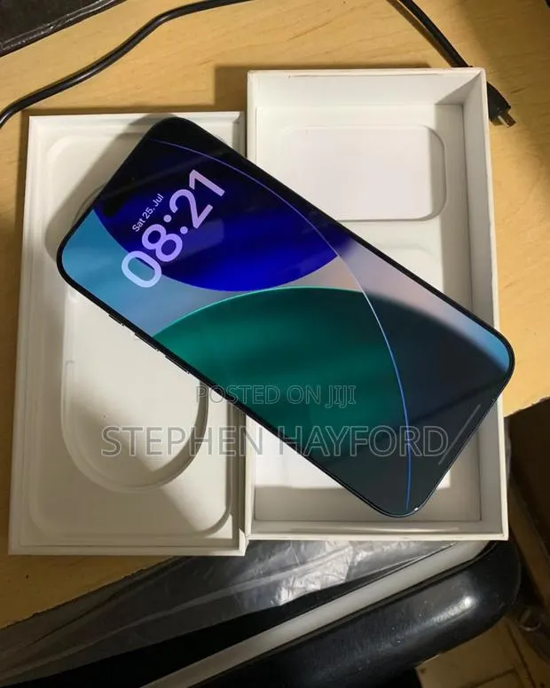 Apple iPhone 17 Pro Max 512 GB Blue · Photo 1