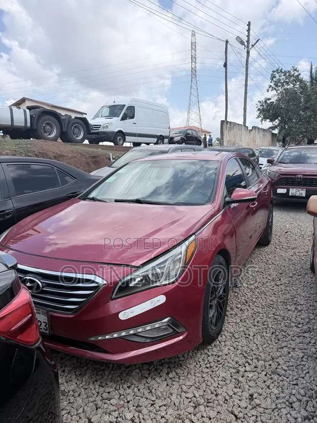 Hyundai Sonata ECO Sedan FWD (1.6L 4cyl 7A) 2017 Red