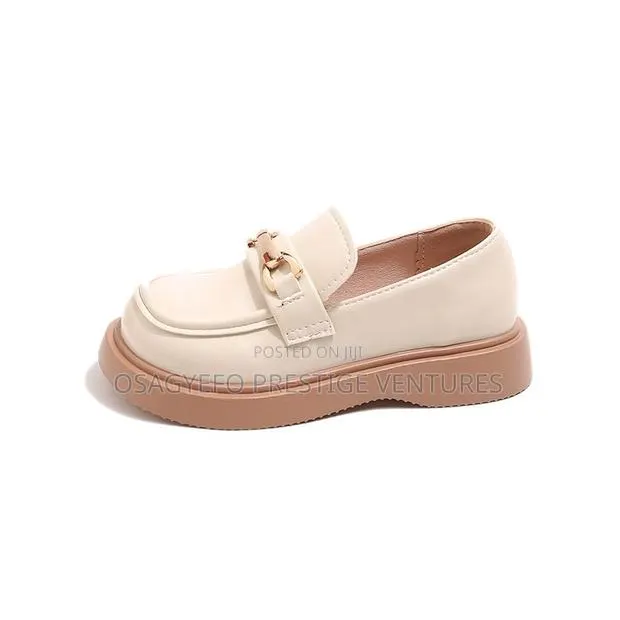 Kids Classic Cream School Casual Loafers · Photo 1