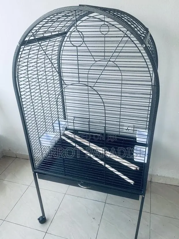 Big Parrot Cage · Photo 1
