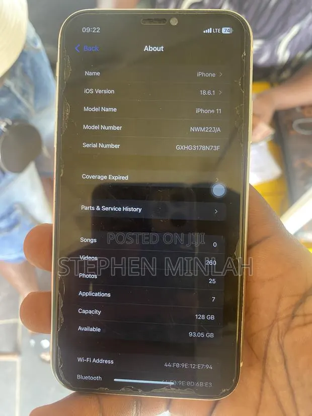Apple iPhone 11 128 GB White · Photo 1
