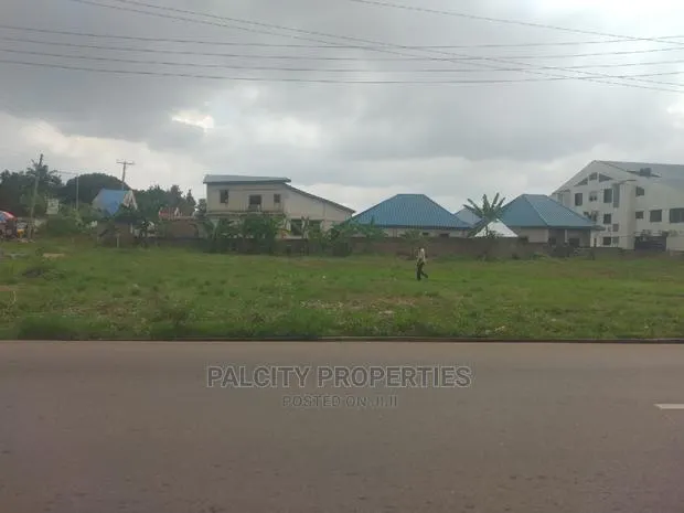 Full Plot for Sale at Ahodwo Roadside · Photo 1