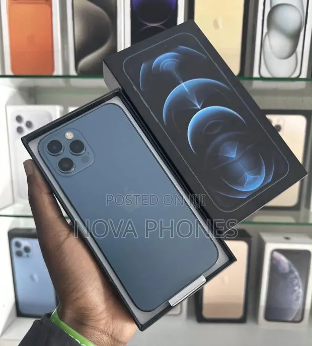 New Apple iPhone 12 Pro 128 GB Blue · Photo 1