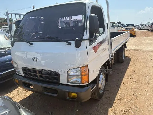 Run&drive Hyundai Mighty 2,2006 · Photo 1