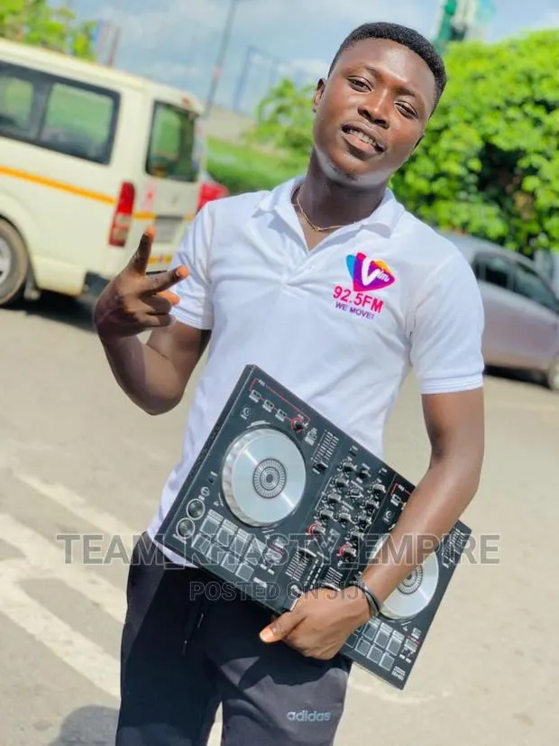 DJ Service for All Occasions · Photo 1