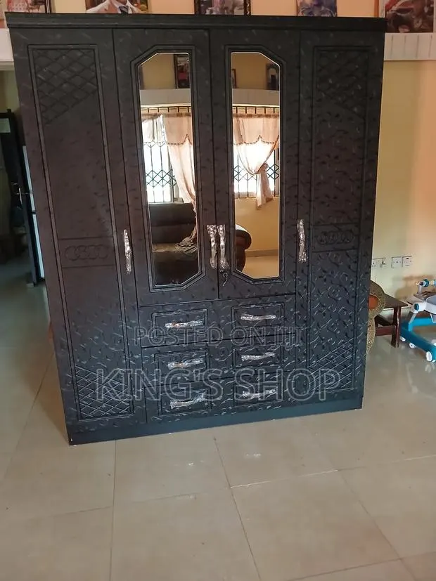 Foreign 4in1 Wardrobe · Photo 1