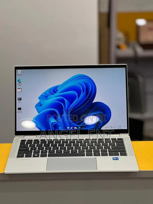 Laptop HP EliteBook 1030 16GB Intel Core i7 SSD 512GB · Photo 1