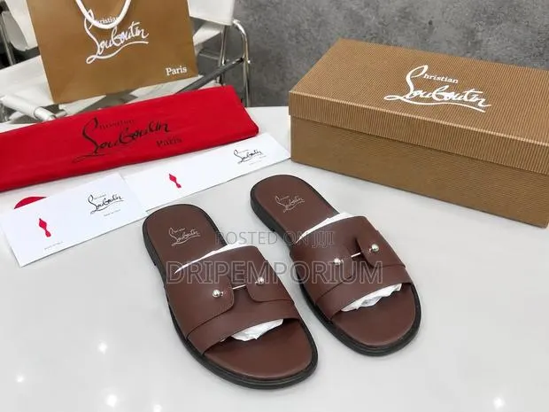 Christian Louboutin Paris · Photo 1