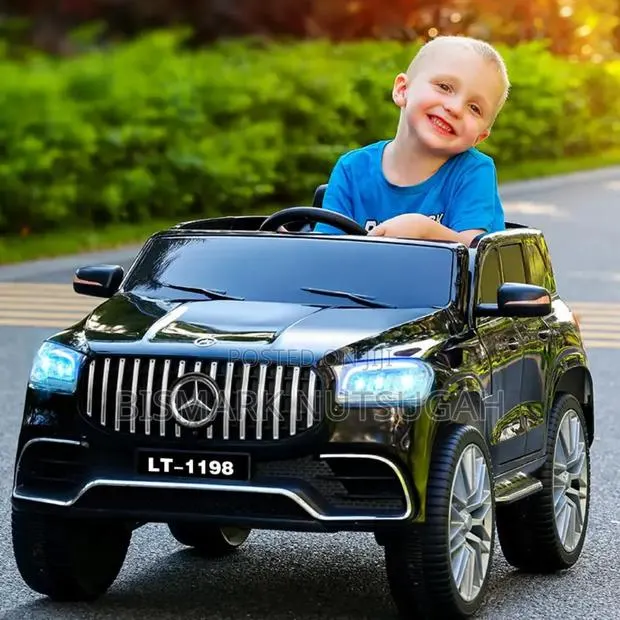Luxury Mercedes-Benz Electric Ride-on Toy Car · Photo 2