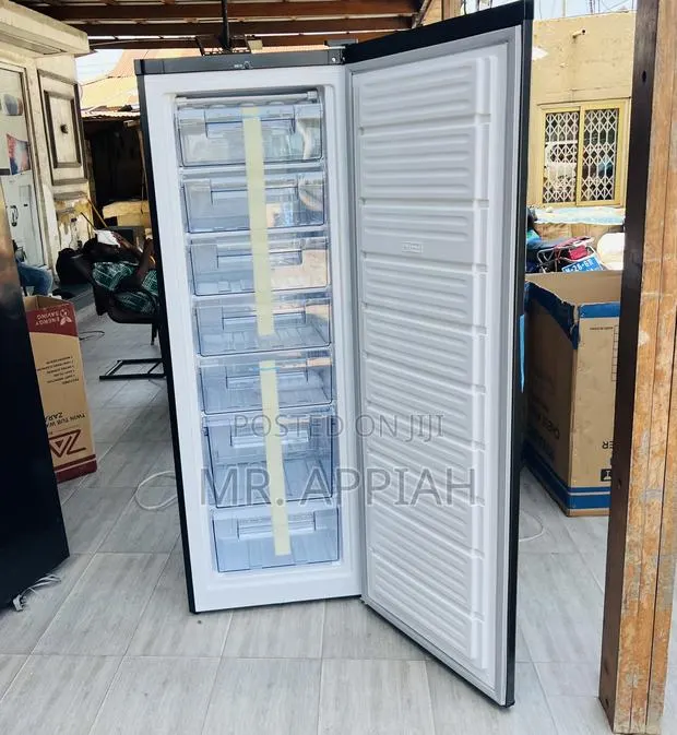 Get Pearl Puf-370 Single Door Standing Freezer at an Affordable Price · Photo 1