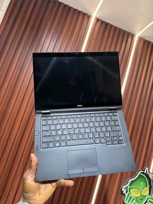 Laptop Dell Latitude 7390 2-in-1 8GB Intel Core i5 SSD 256GB · Photo 1