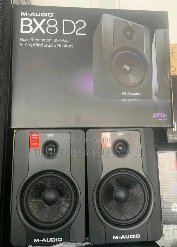 M-audio Bx8 D2 Bi-amplified Studio Monitors · Photo 1