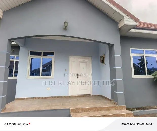 3bdrm House in Com. 18, Baatsona Total for rent · Photo 1