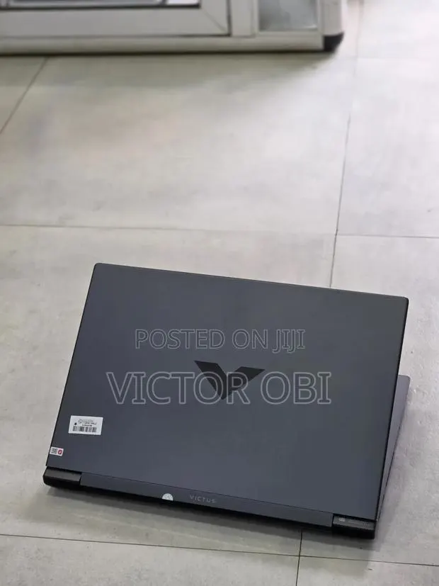 Laptop HP Victus 16 16GB Intel Core i7 SSD 1T · Photo 1