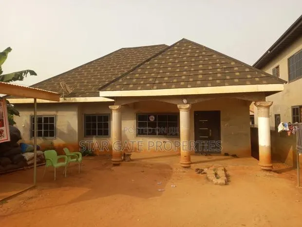 3bdrm House in Santasi Ampabame, Kumasi Metropolitan for sale · Photo 1