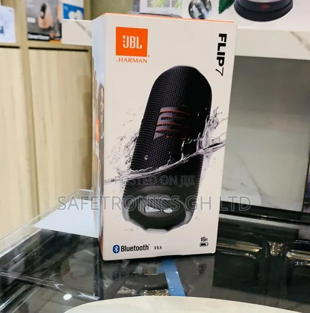 Experience Crystal Sound JBL Flip 7 Speaker · Photo 1