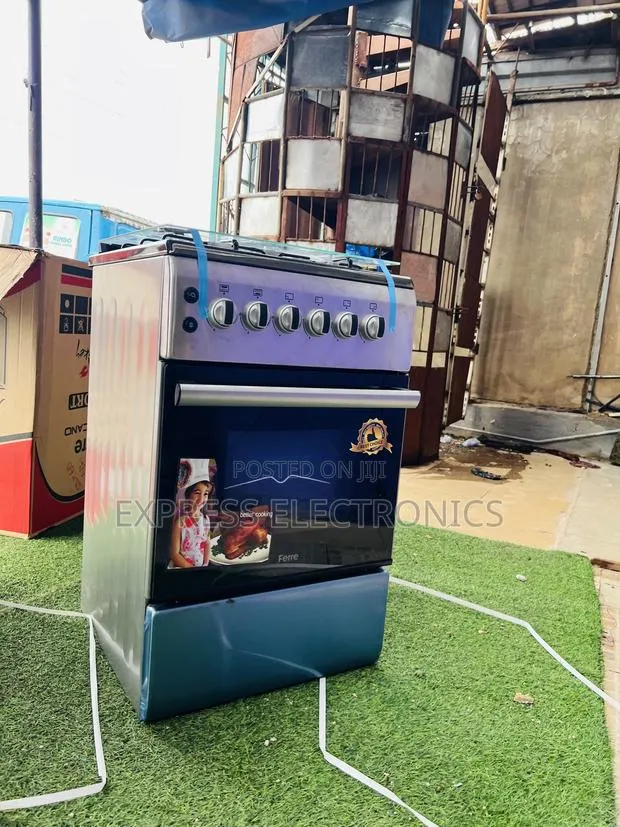 Text Us Fir Your New 50/60 4burner Oven · Photo 1