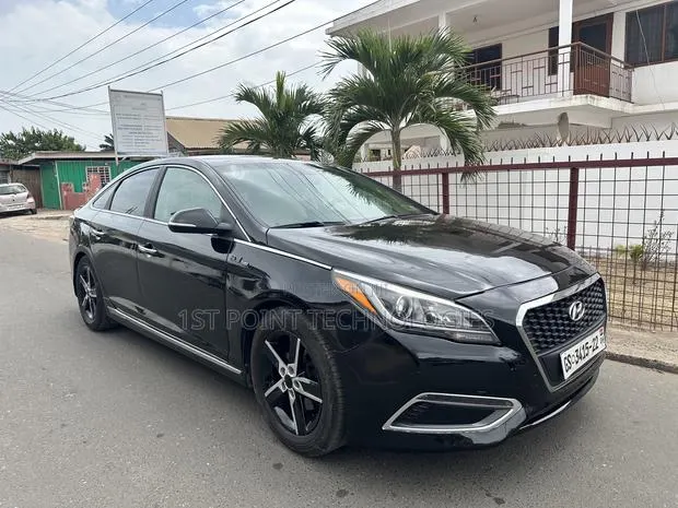 Hyundai Sonata SE 2016 Black · Photo 1