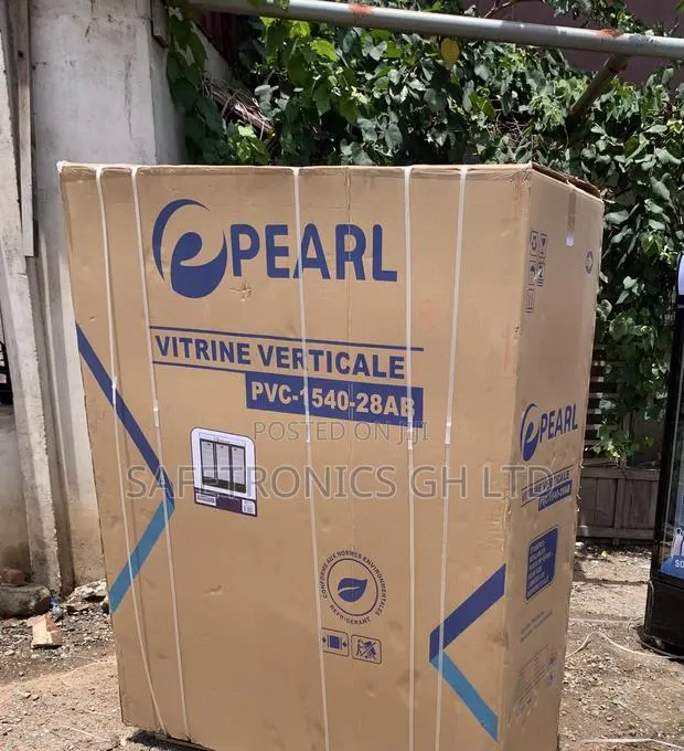 Perfect Fast 3 Doors Pearl 780 Liters Display Fridge · Photo 1