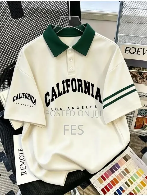 T-Shirt Round Neck · Photo 1