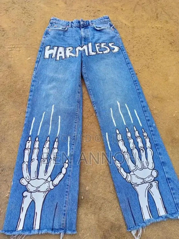 Acrylic on Jeans · Photo 1