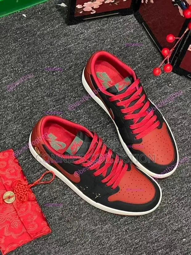 Air Jordan 1 Low Chinese New Year · Photo 1