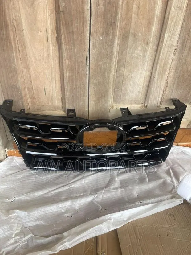 Toyota Fortuner 2020 Grille · Photo 1