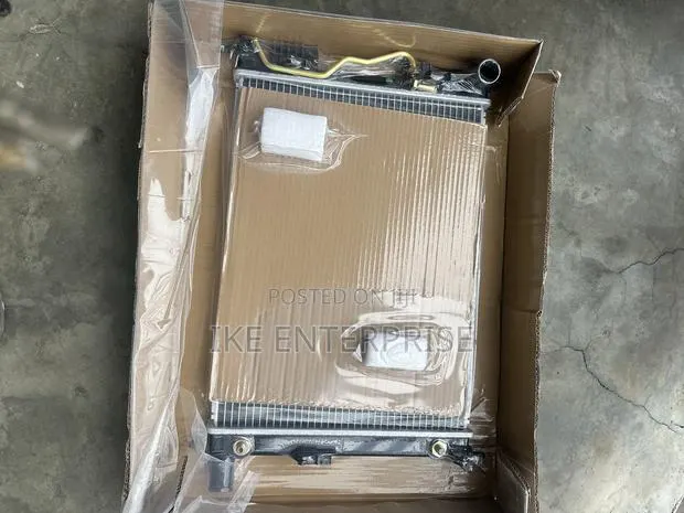 Kia Rio Radiator Water Tank 2012,2013,2014 · Photo 1