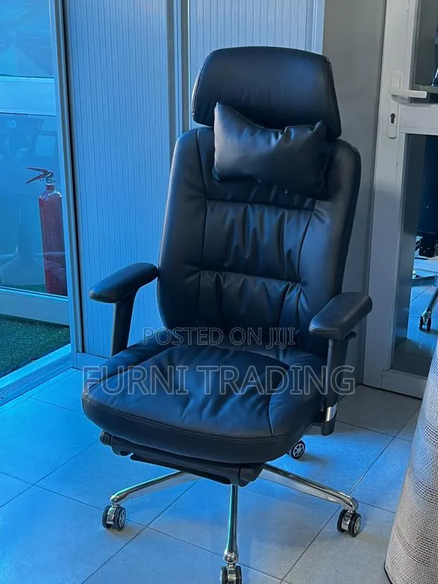 Executive Office Chair · Photo 1