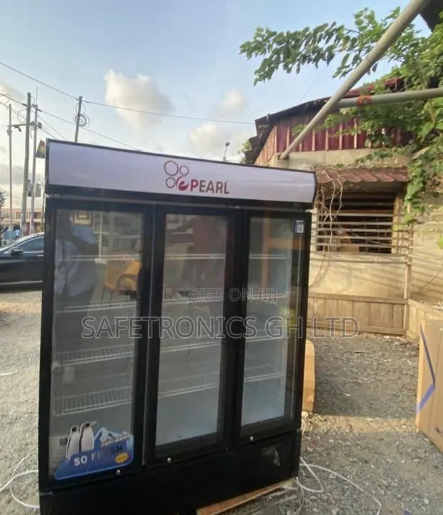 Order Extremely Fast PVC-150 Pearl 3 Glass Door Display Fridge · Photo 1
