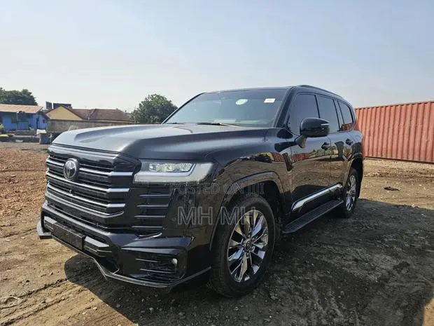 Toyota Land Cruiser 2023 Black · Photo 1