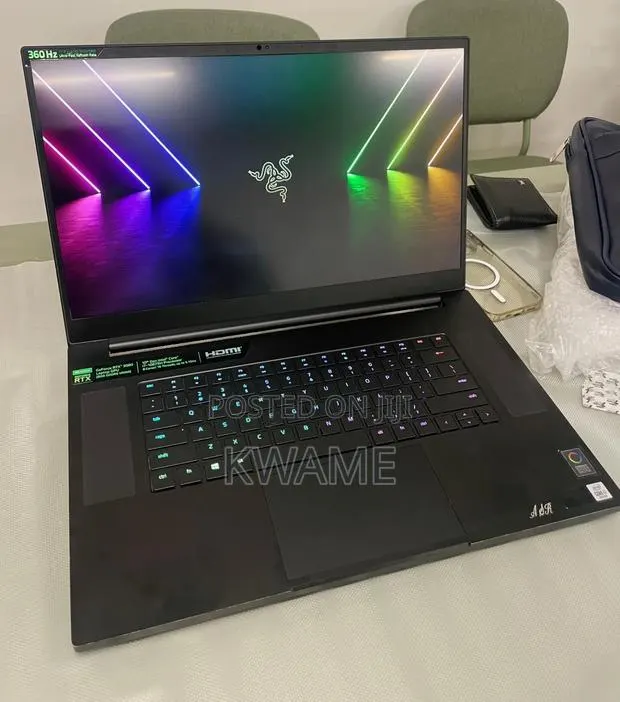 Laptop Razer Blade Pro 64GB Intel Core i7 SSD 1T · Photo 1
