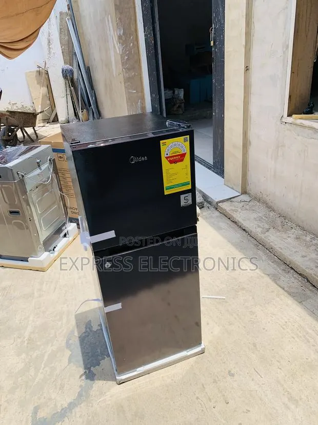 Extraordinary Midea 127l Mdrt187 Top Freezer Fridge · Photo 1
