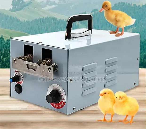 Debeaker Machine · Photo 1