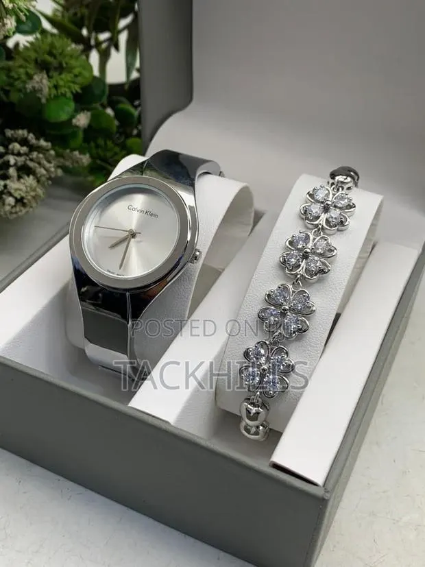 Female Watch Gift Set · Photo 1
