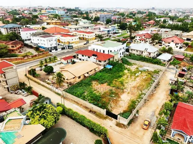 3 Plots for Sale at East Airport · Photo 1