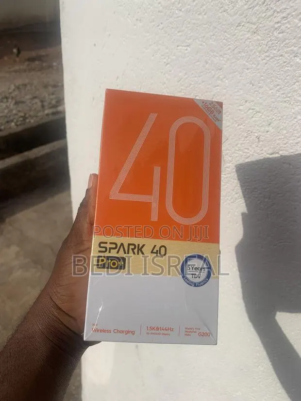 New Tecno Spark 40 Pro+ 256 GB Black · Photo 1