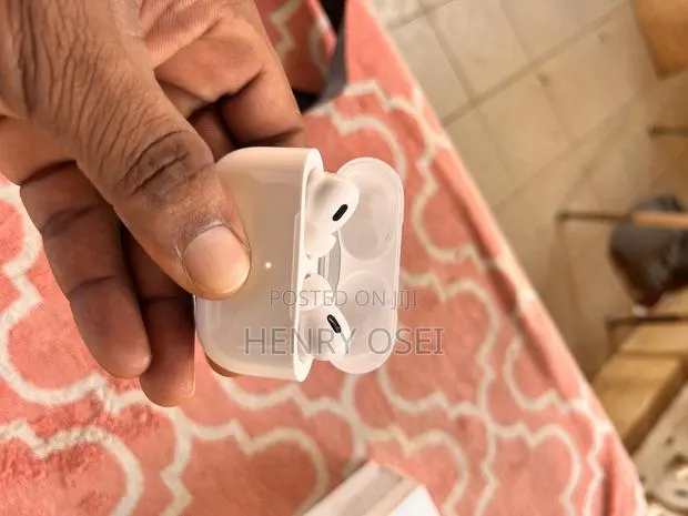 Original Apple AirPods Pro (2nd Gen) · Photo 1
