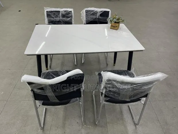 Dining Table Set · Photo 1