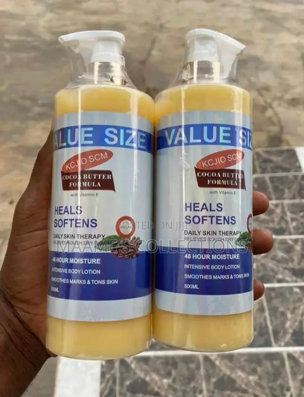 Cocoa Butter Formula With Vitamin E · Photo 1
