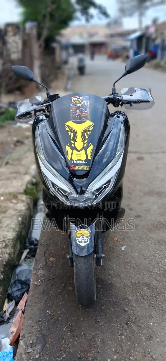 Honda 2022 Black · Photo 1