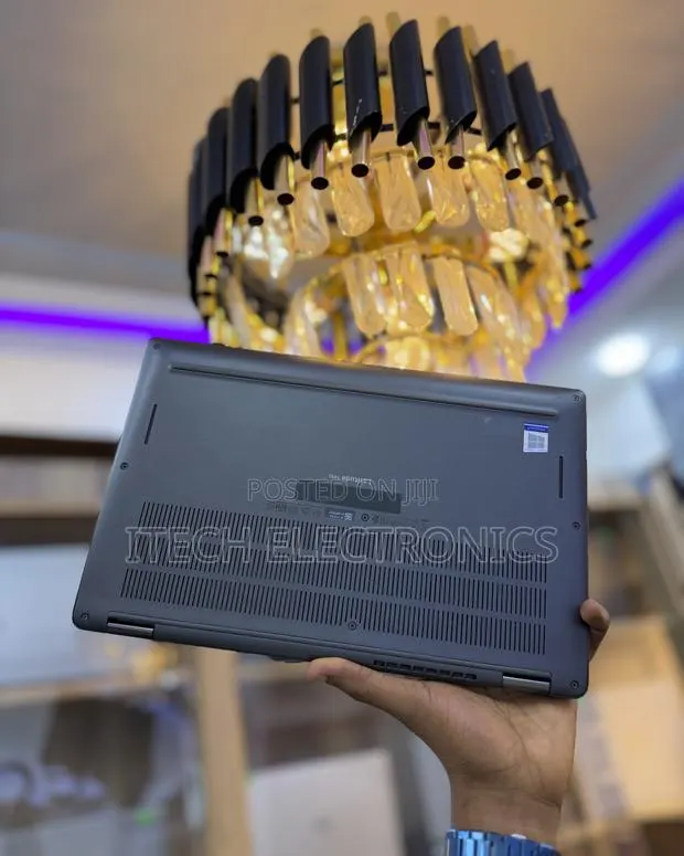 Laptop Dell Latitude 7410 16GB Intel Core i7 SSD 512GB · Photo 1
