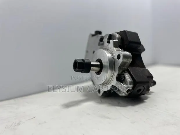 BMW M57 High Pressure Fuel Pump · Photo 1