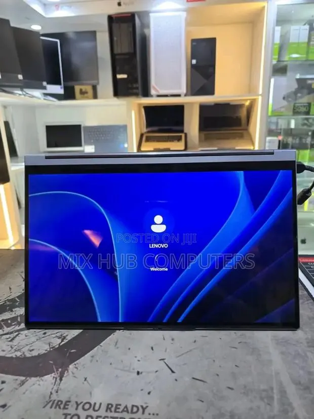 New Laptop Lenovo Yoga C930 16GB Intel Core i7 SSD 512GB · Photo 1